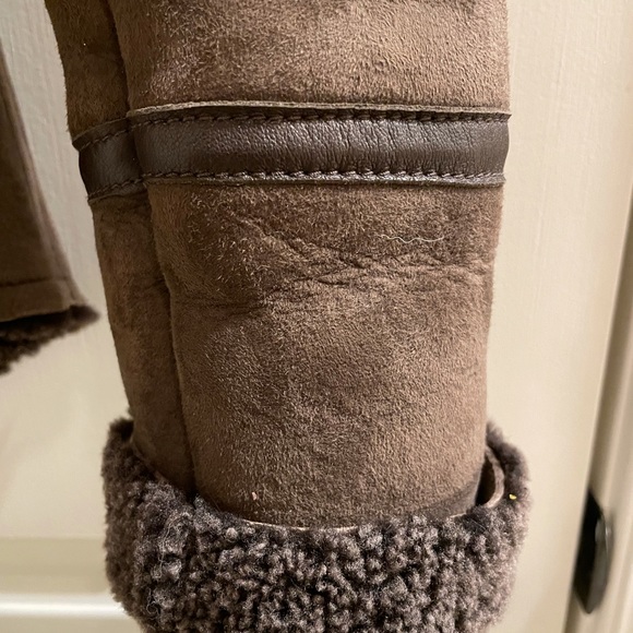 Wrap London women's 100% lamb skin jacket with 100% shearling interior. - Picture 5 of 15